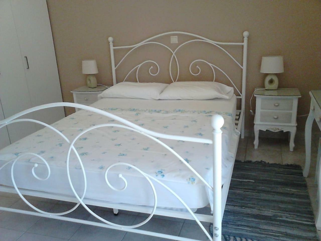 Park House -Beside The Medieval Town Of Rhodes Rhodes City Esterno foto
